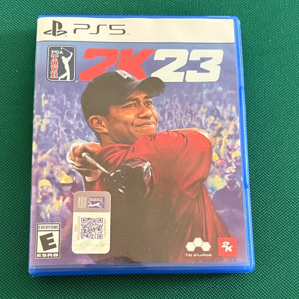 PGA Tour 23 for PS5 - Blue Case